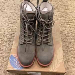 Sofft Baxter Grey Suede Boot
